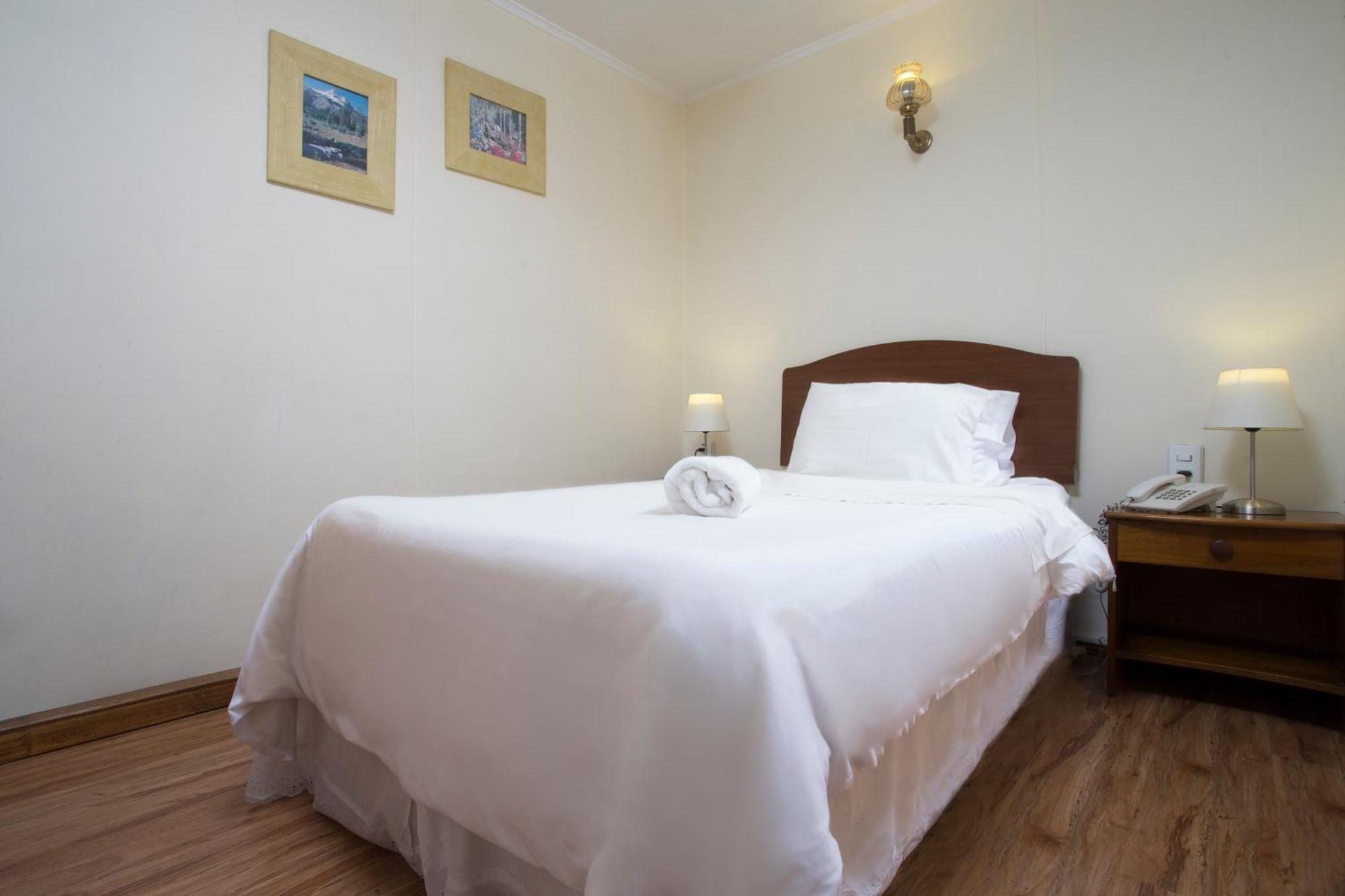 Hostal Cordillera Пунта-Аренас Екстер'єр фото