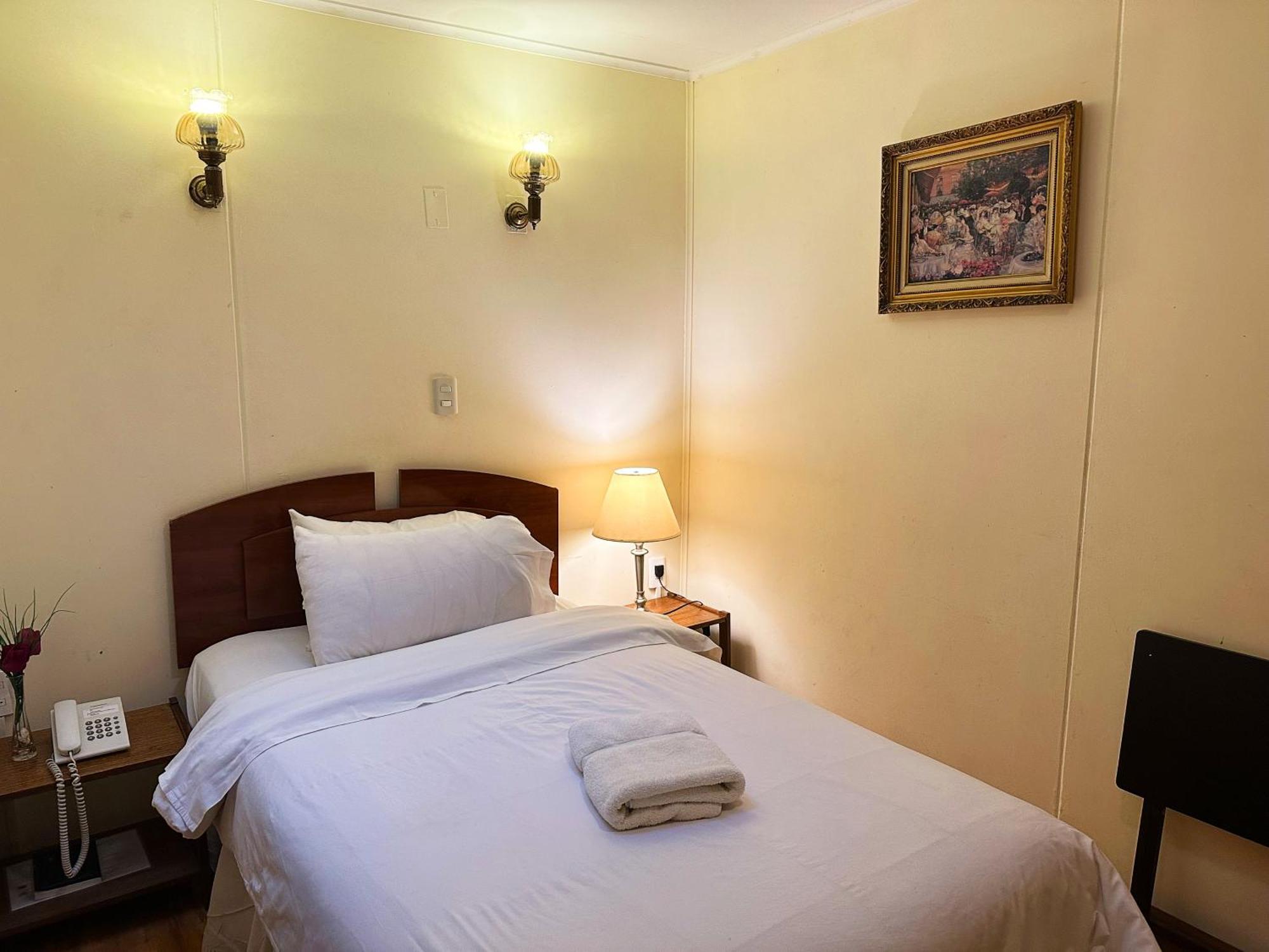 Hostal Cordillera Пунта-Аренас Екстер'єр фото